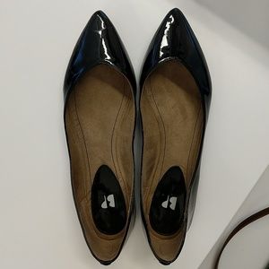 Black Vegan Patent Leather Flats W/ Pointed Toe